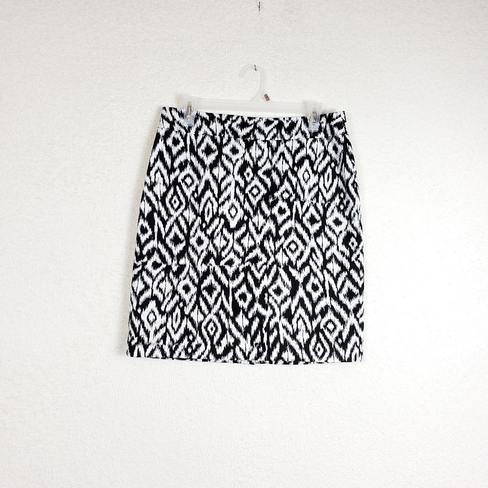 Cynthia Rowley black & white skirt size 8